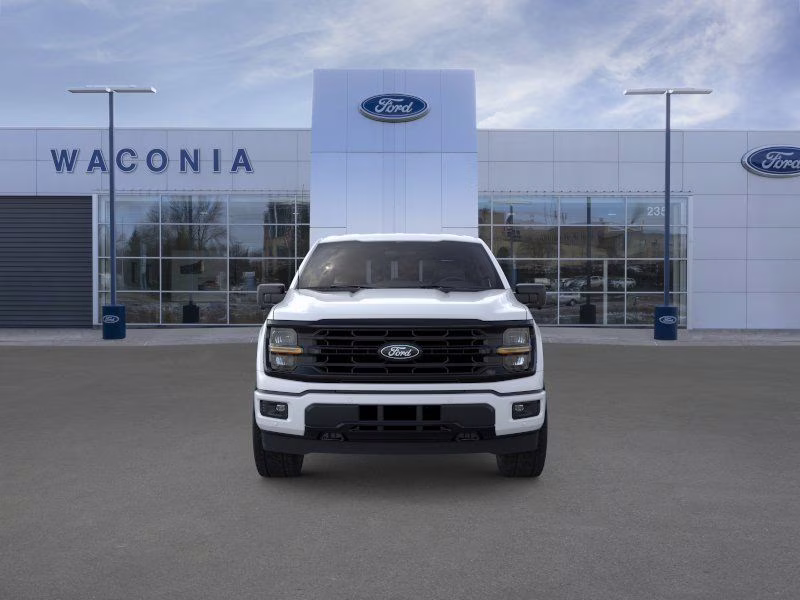 2025 Oxford White Ford F-150 XLT 4X4 Truck