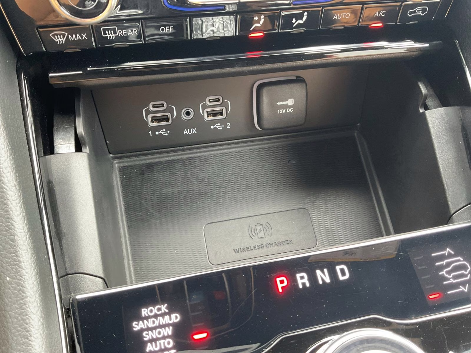 2024 Diamond Black Crystal Pearlcoat Jeep Grand Cherokee Summit 4xe 4X4 SUV