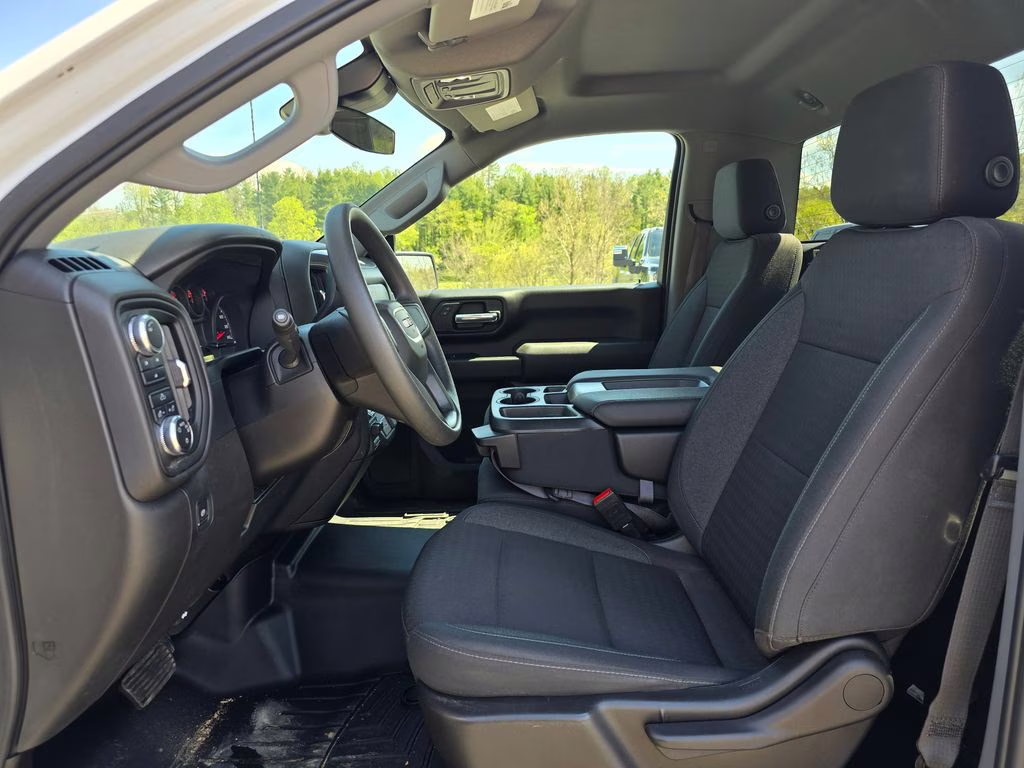 2024 Summit White GMC Sierra 2500HD Pro 4X4 Truck