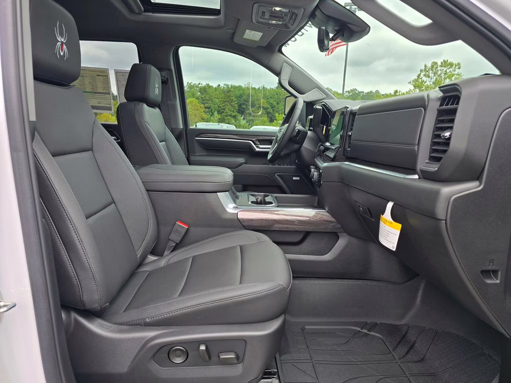 2025 Summit White Chevrolet Silverado 2500HD LTZ 4X4 Truck