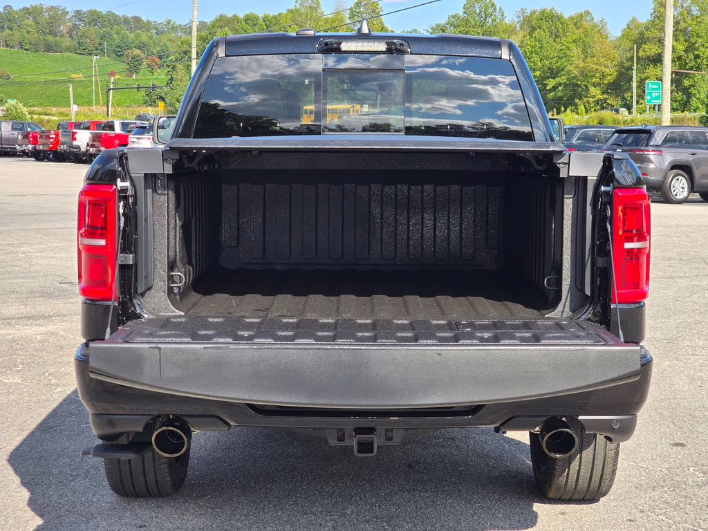 2026 Diamond Black Crystal Pearlcoat Ram 1500 Limited 4X4 Truck