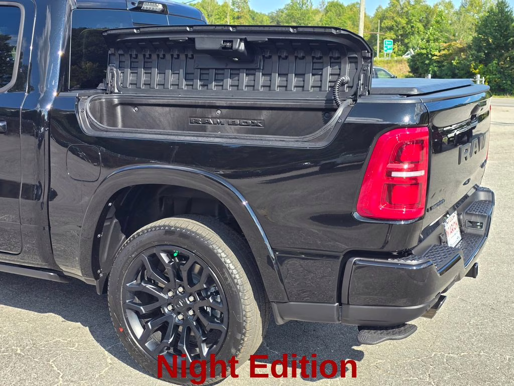 2026 Diamond Black Crystal Pearlcoat Ram 1500 Limited 4X4 Truck