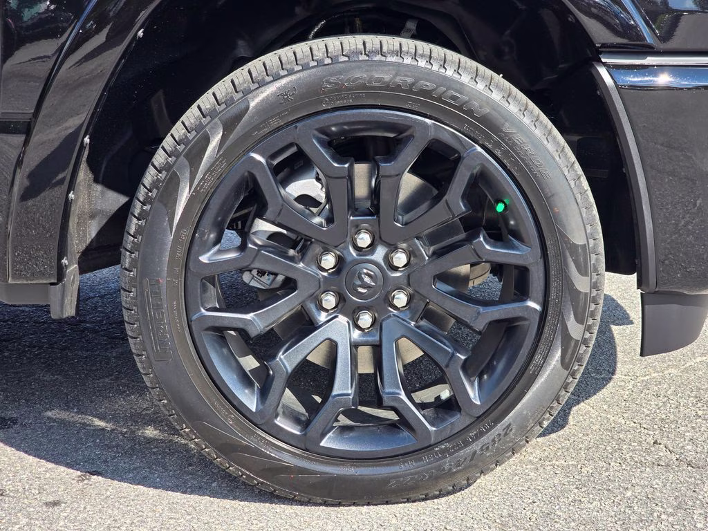 2026 Diamond Black Crystal Pearlcoat Ram 1500 Limited 4X4 Truck