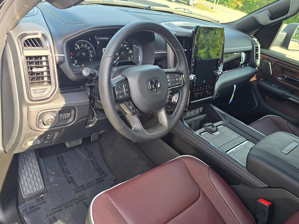 2026 Diamond Black Crystal Pearlcoat Ram 1500 Limited 4X4 Truck