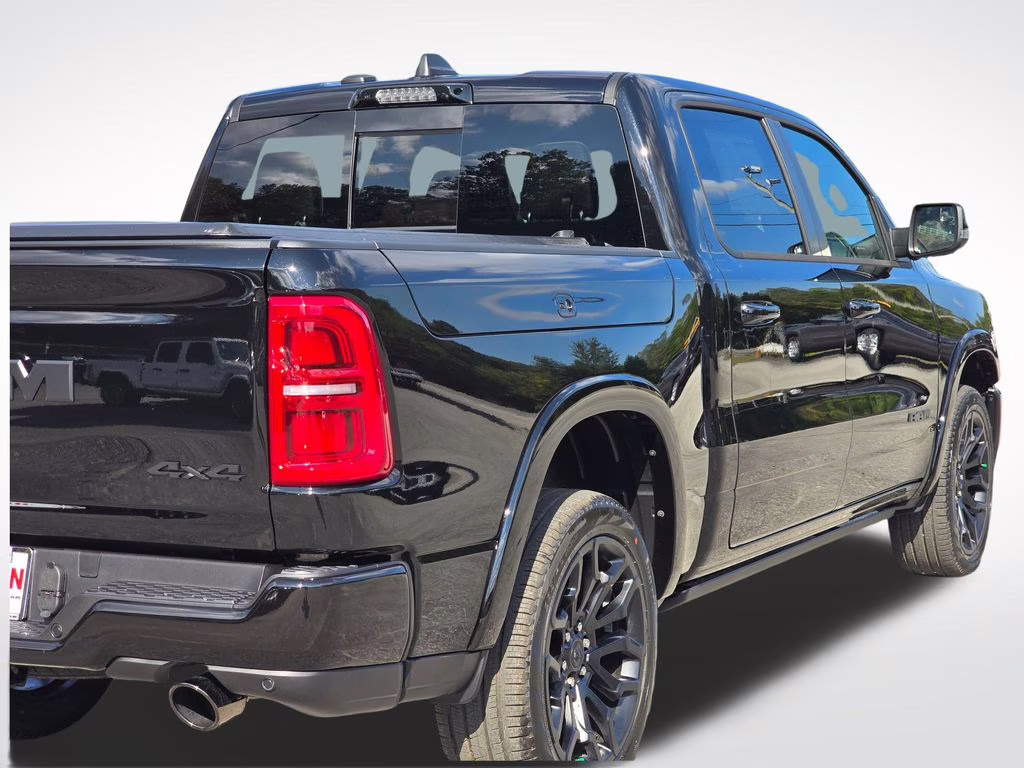 2026 Diamond Black Crystal Pearlcoat Ram 1500 Limited 4X4 Truck