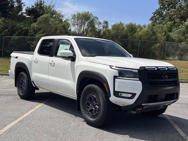 2026 Glacier White Nissan Frontier PRO-4X 4X4 Truck