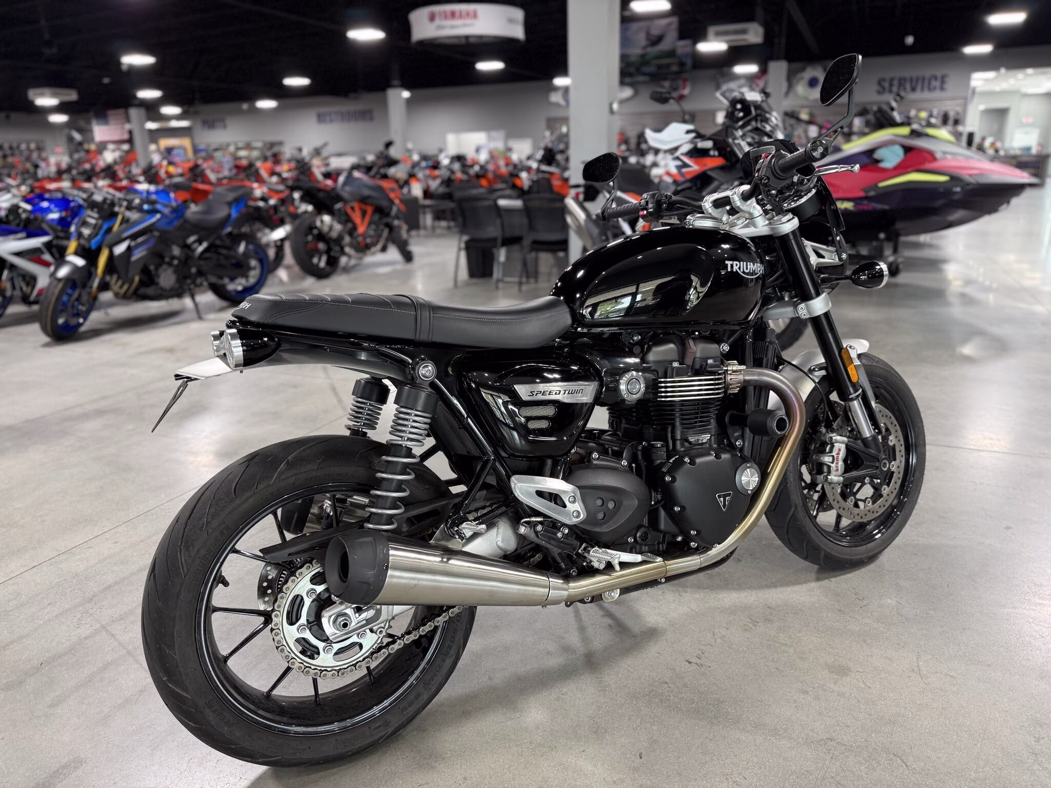 2022 - Triumph Speed Twin 1200 Motorcycle