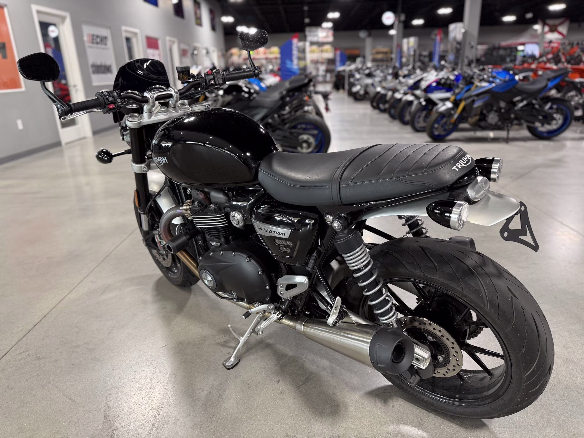 2022 - Triumph Speed Twin 1200 Motorcycle