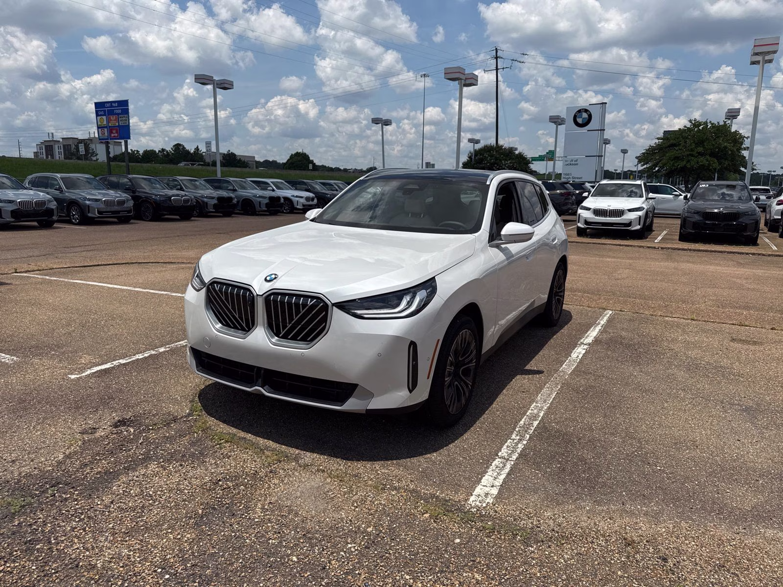 2026 Mineral White Metallic BMW X3 30 xDrive AWD SUV