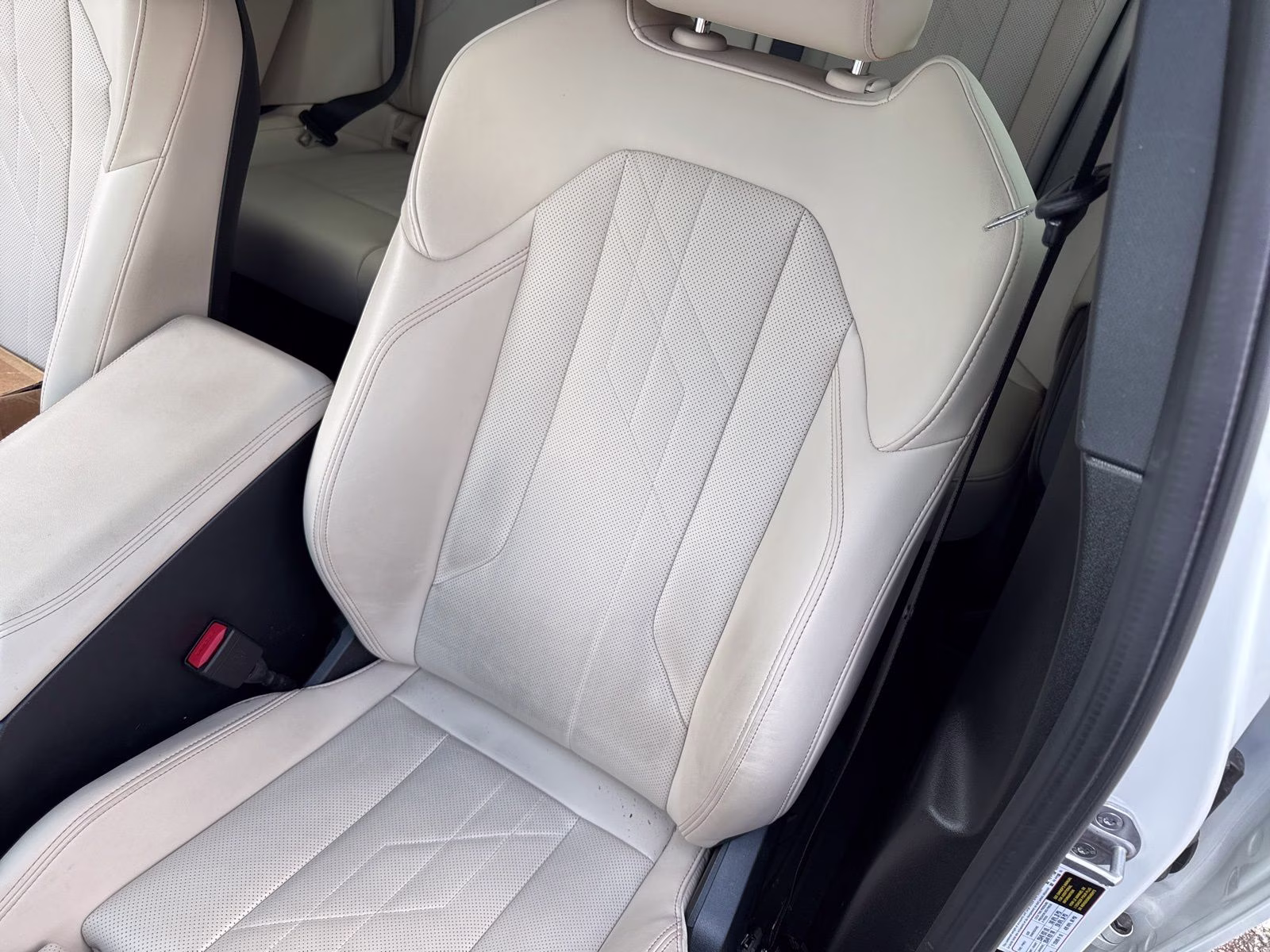 2026 Mineral White Metallic BMW X3 30 xDrive AWD SUV