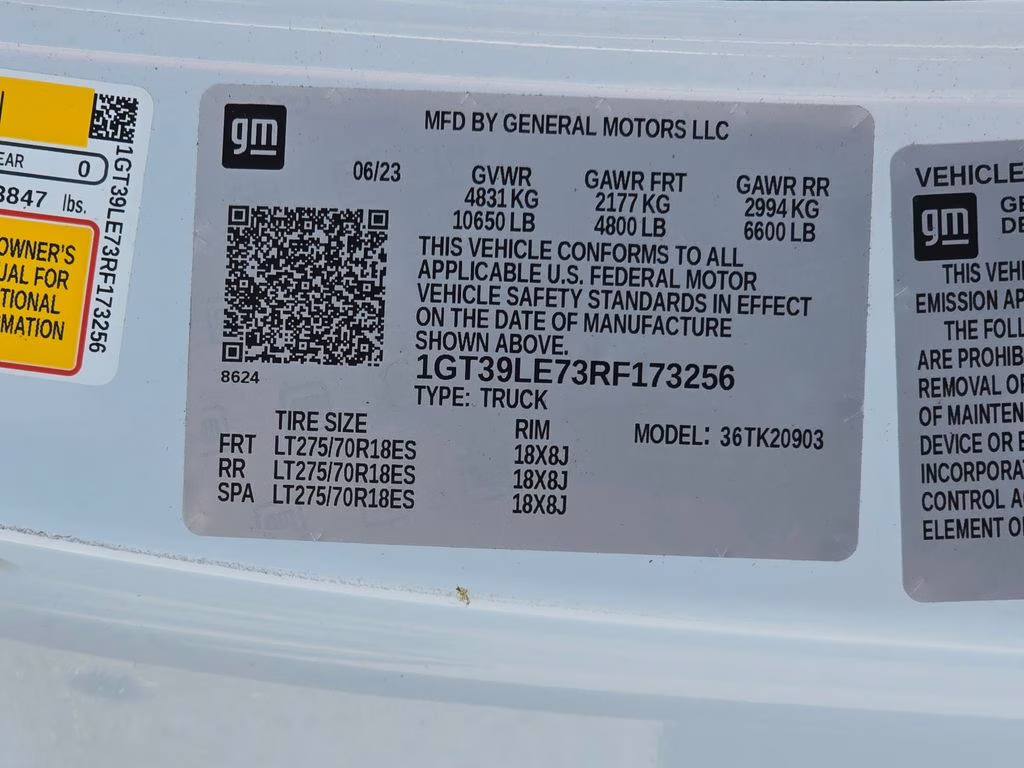 2024 Summit White GMC Sierra 2500HD Pro 4X4 Truck