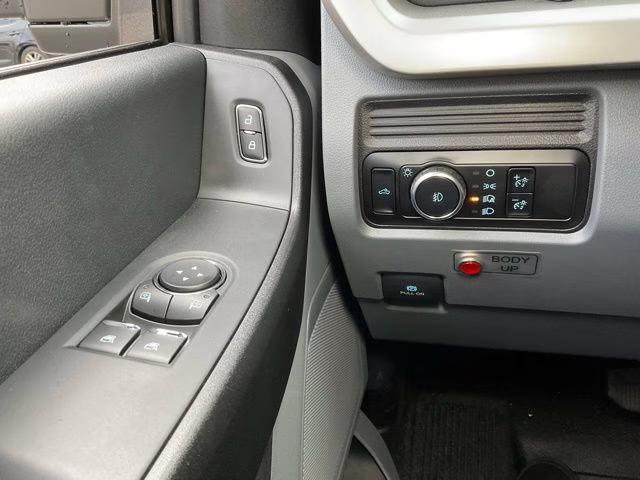 2024 Oxford White Ford Super Duty F-350 DRW XL 4X4 Chassis