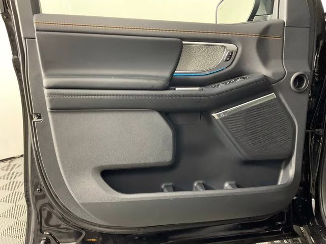 2025 Black Metallic Ford Expedition Tremor 4X4 SUV