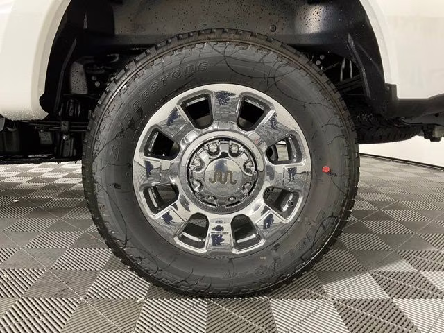 2026 White Metallic Ford Super Duty F-250 SRW King Ranch 4X4 Truck