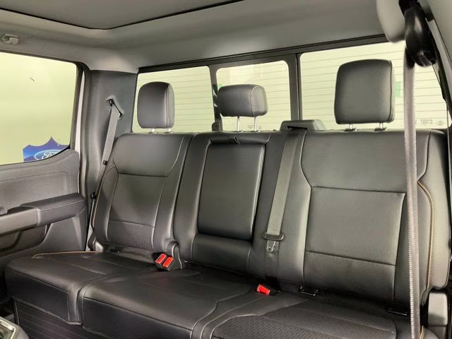 2026 Avalanche Ford Super Duty F-250 SRW Lariat 4X4 Truck