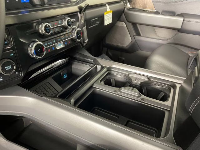 2026 Avalanche Ford Super Duty F-250 SRW Lariat 4X4 Truck