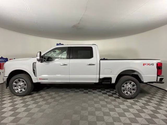 2026 Avalanche Ford Super Duty F-250 SRW Lariat 4X4 Truck