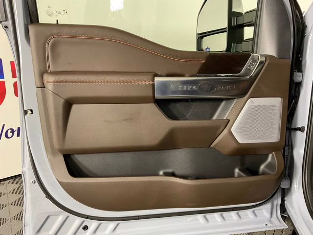 2025 Gray Metallic Ford Super Duty F-350 SRW King Ranch 4X4 Truck