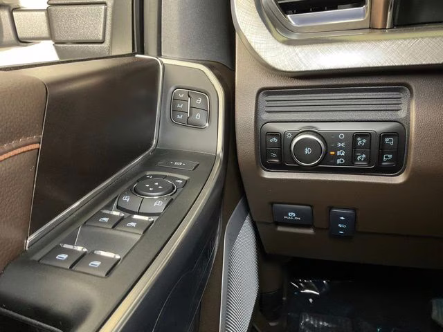 2025 Gray Metallic Ford Super Duty F-350 SRW King Ranch 4X4 Truck