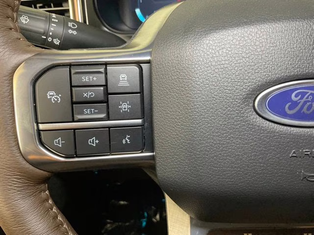 2025 Gray Metallic Ford Super Duty F-350 SRW King Ranch 4X4 Truck