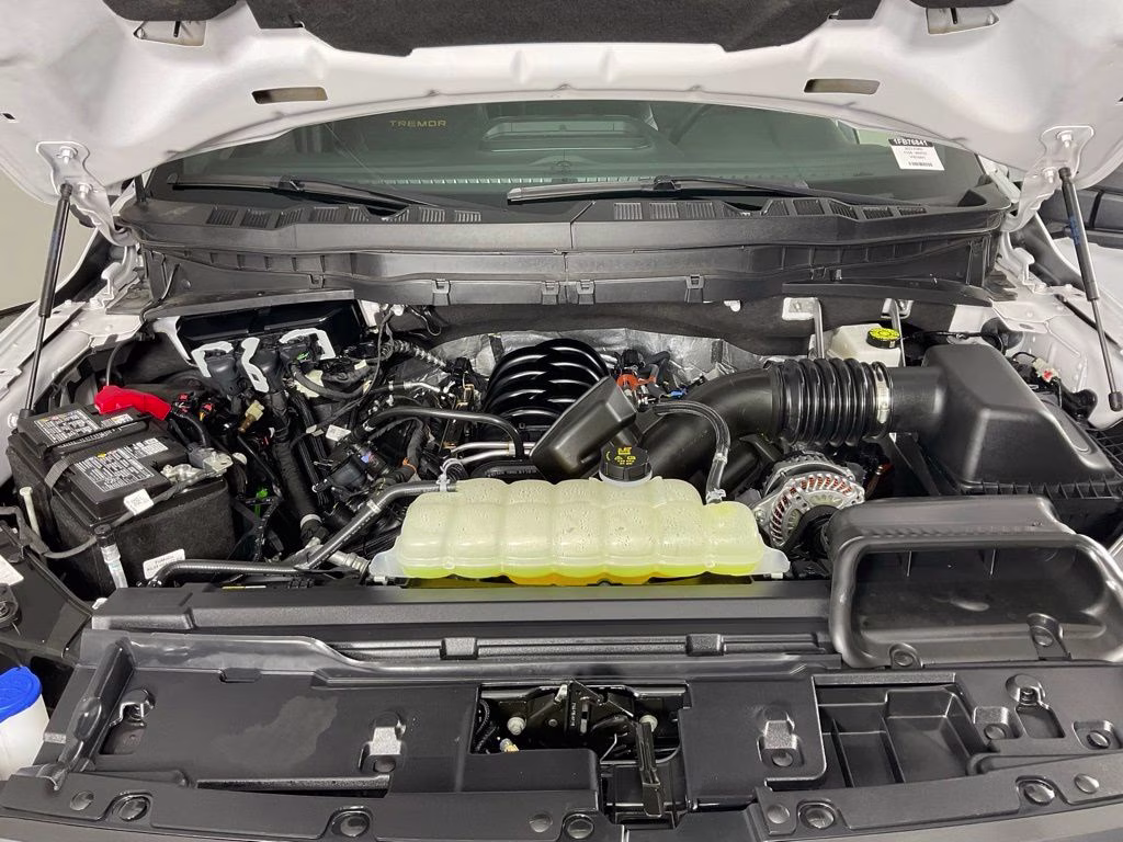 2025 Oxford White Ford F-150 Tremor 4X4 Truck