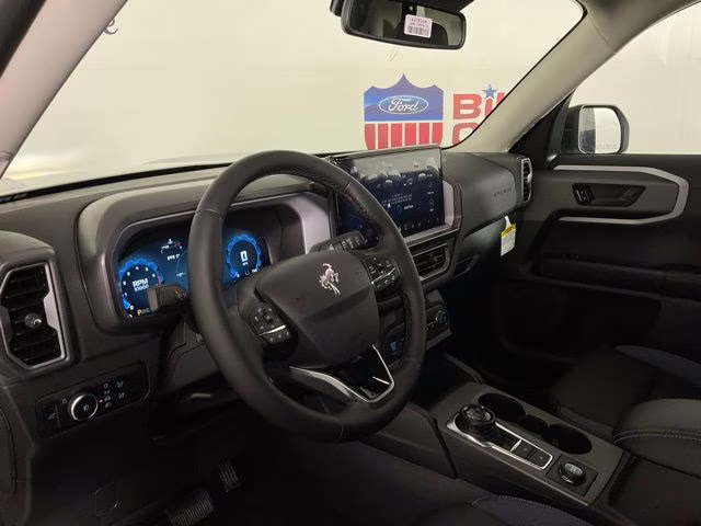 2025 Oxford White Ford Bronco Sport Outer Banks 4X4 SUV