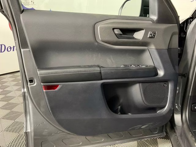 2025 Gray Metallic Ford Bronco Sport Outer Banks 4X4 SUV