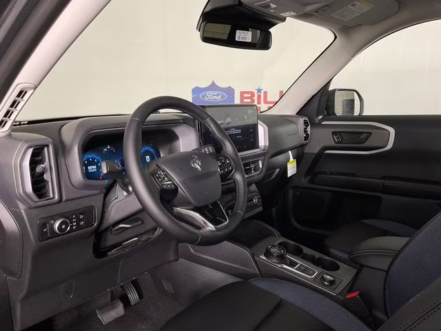 2025 Gray Metallic Ford Bronco Sport Outer Banks 4X4 SUV