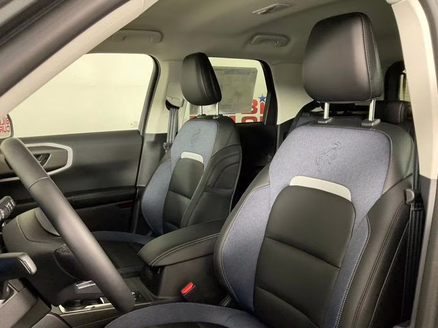 2025 Gray Metallic Ford Bronco Sport Outer Banks 4X4 SUV