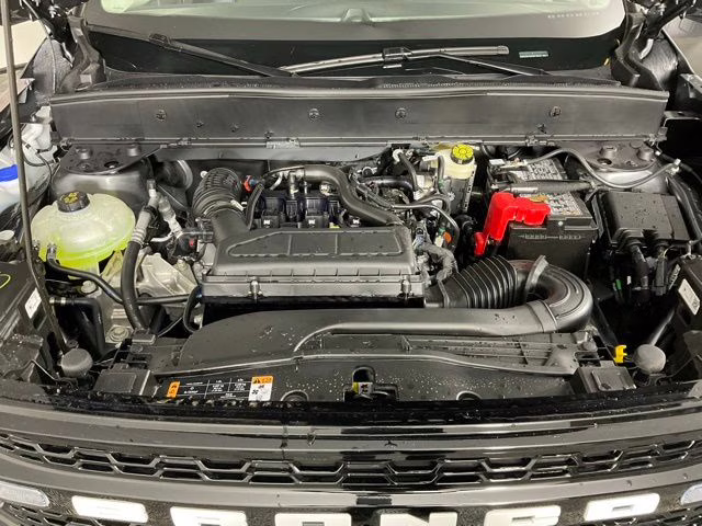 2025 Gray Metallic Ford Bronco Sport Outer Banks 4X4 SUV