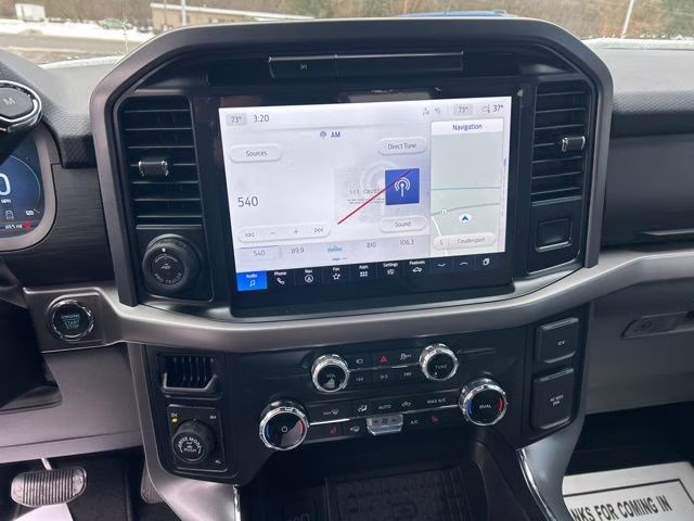 2025 Oxford White Ford F-150 XLT 4X4 Truck