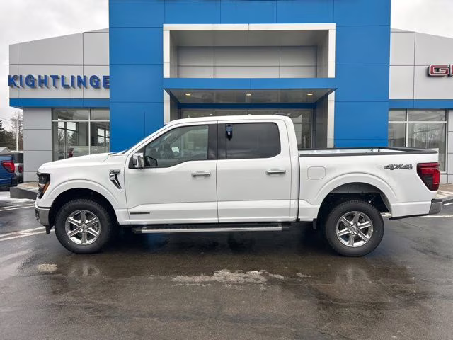 2025 Oxford White Ford F-150 XLT 4X4 Truck