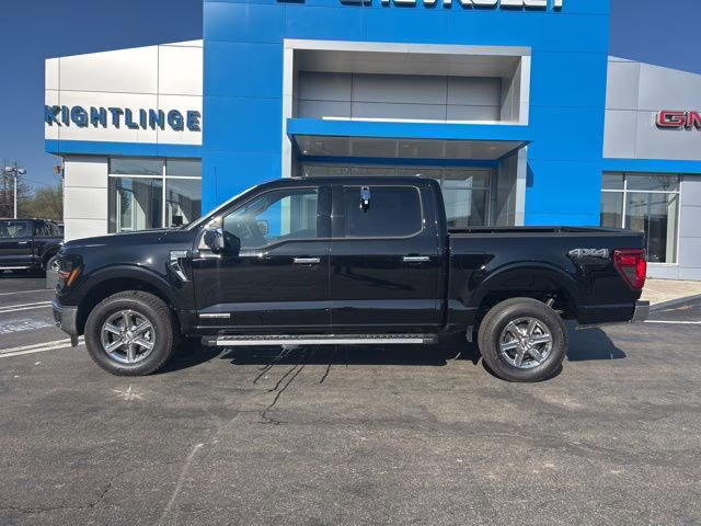 2025 Agate Black Metallic Ford F-150 XLT 4X4 Truck