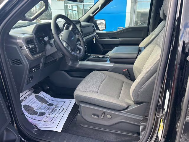 2025 Agate Black Metallic Ford F-150 XLT 4X4 Truck