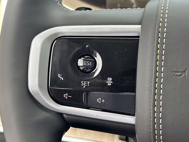 2025 Super Black Nissan Armada Platinum Reserve 4X4 SUV