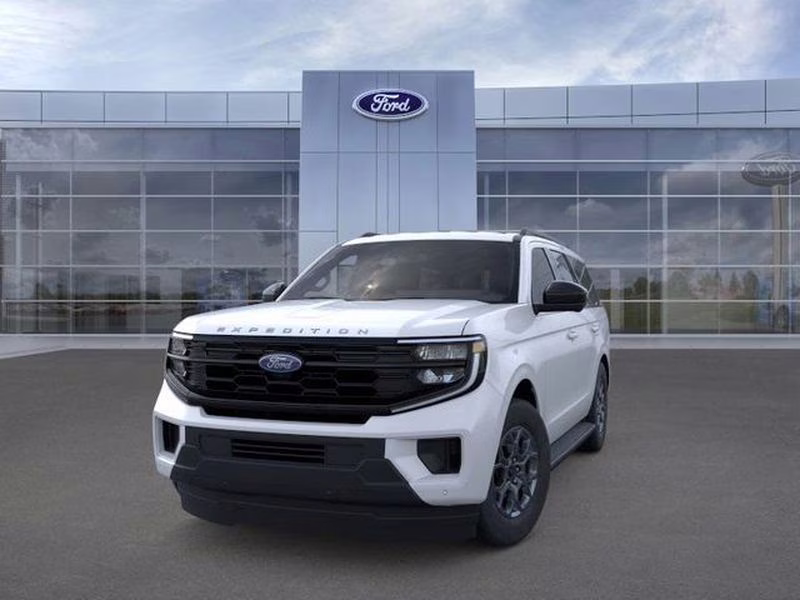2025 Space Silver Metallic Ford Expedition Active RWD SUV