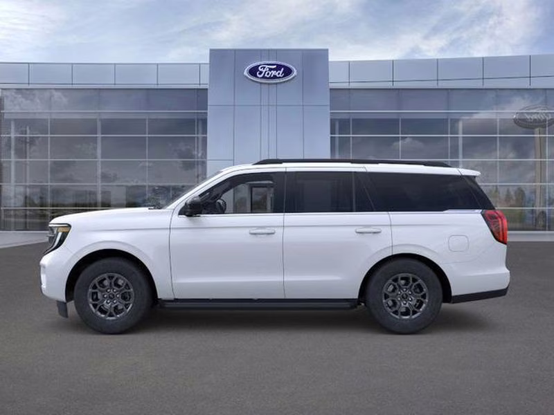 2025 Space Silver Metallic Ford Expedition Active RWD SUV