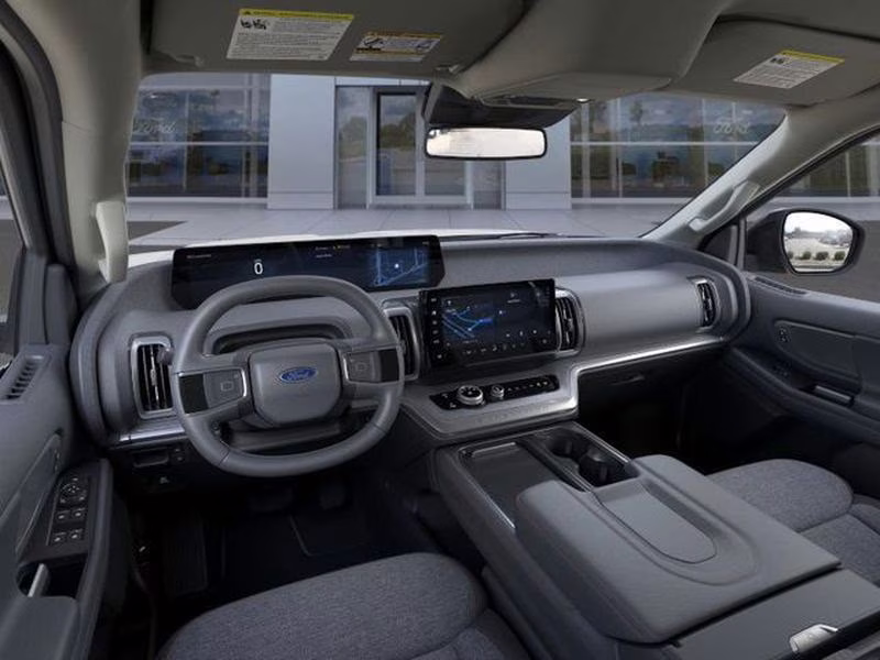2025 Space Silver Metallic Ford Expedition Active RWD SUV