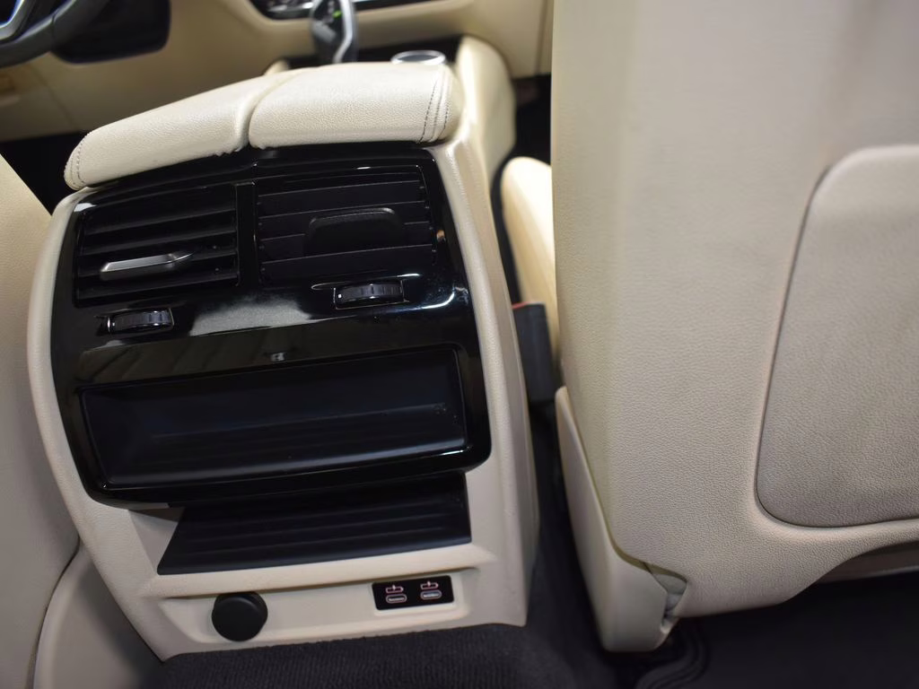 2022 Dark Graphite Metallic BMW 5 Series 540i RWD Sedan