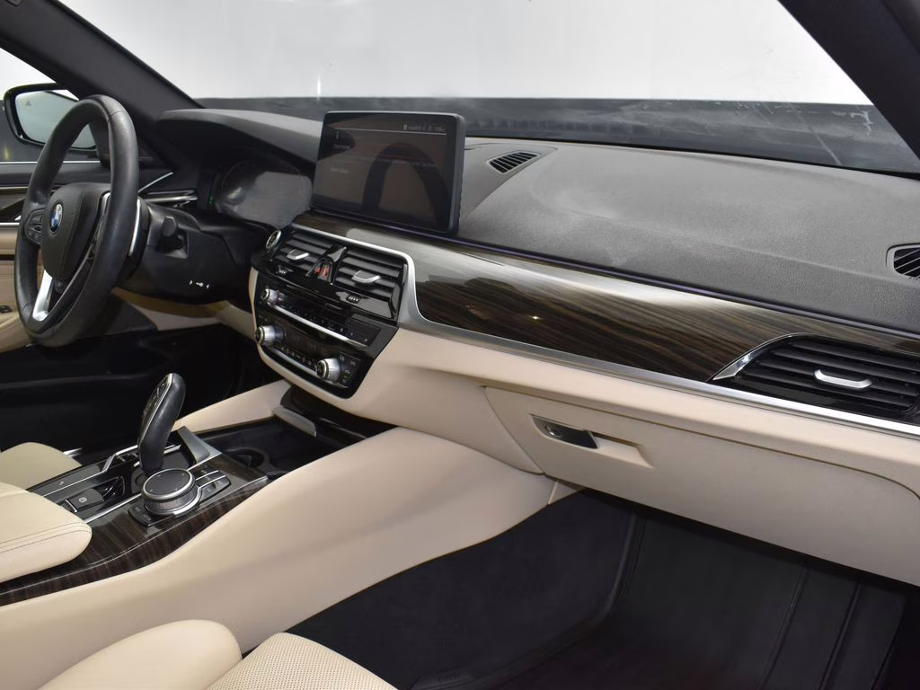 2022 Dark Graphite Metallic BMW 5 Series 540i RWD Sedan