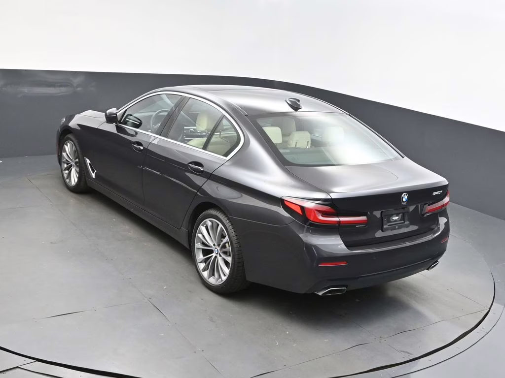 2022 Dark Graphite Metallic BMW 5 Series 540i RWD Sedan