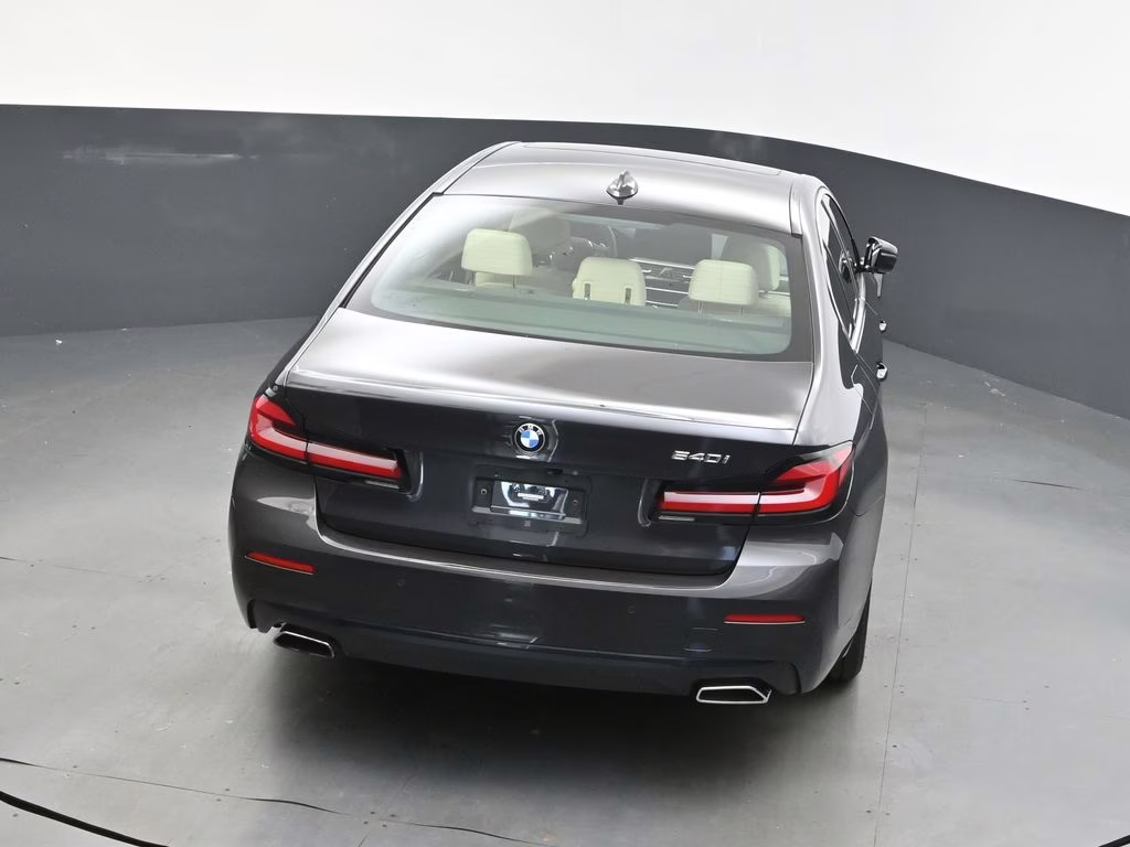 2022 Dark Graphite Metallic BMW 5 Series 540i RWD Sedan