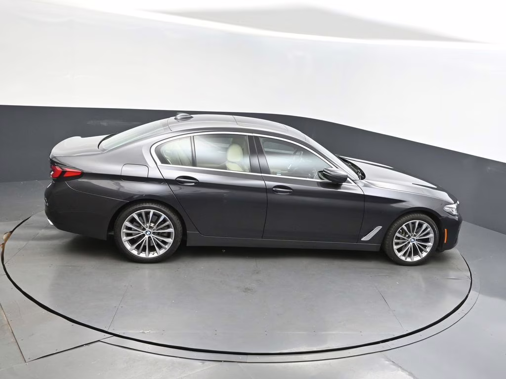 2022 Dark Graphite Metallic BMW 5 Series 540i RWD Sedan