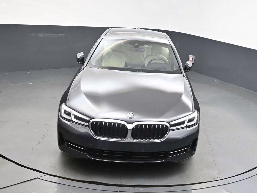 2022 Dark Graphite Metallic BMW 5 Series 540i RWD Sedan