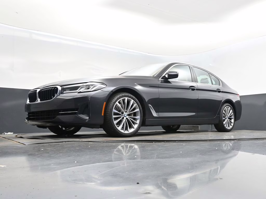 2022 Dark Graphite Metallic BMW 5 Series 540i RWD Sedan