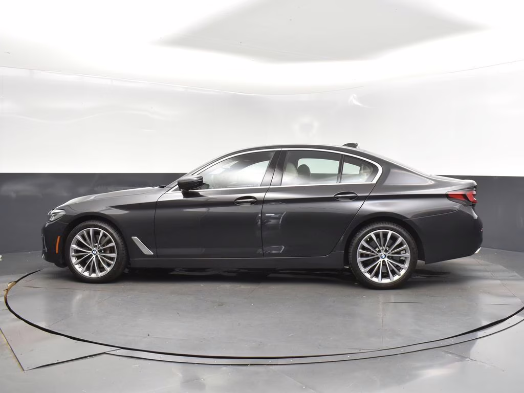 2022 Dark Graphite Metallic BMW 5 Series 540i RWD Sedan