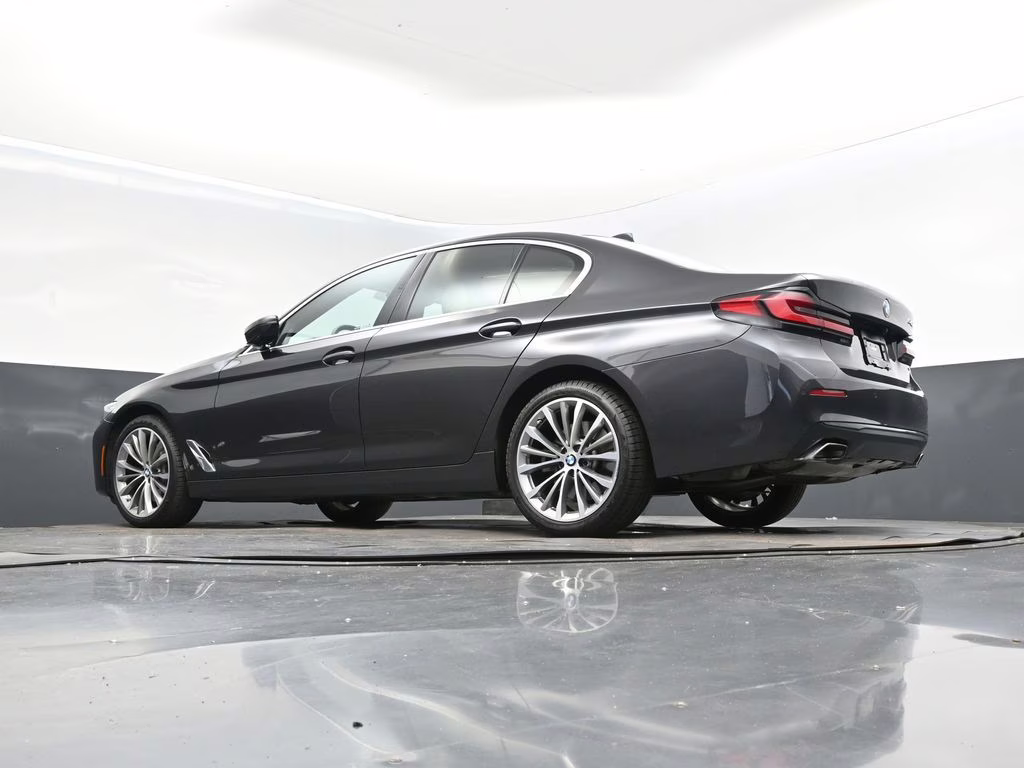 2022 Dark Graphite Metallic BMW 5 Series 540i RWD Sedan