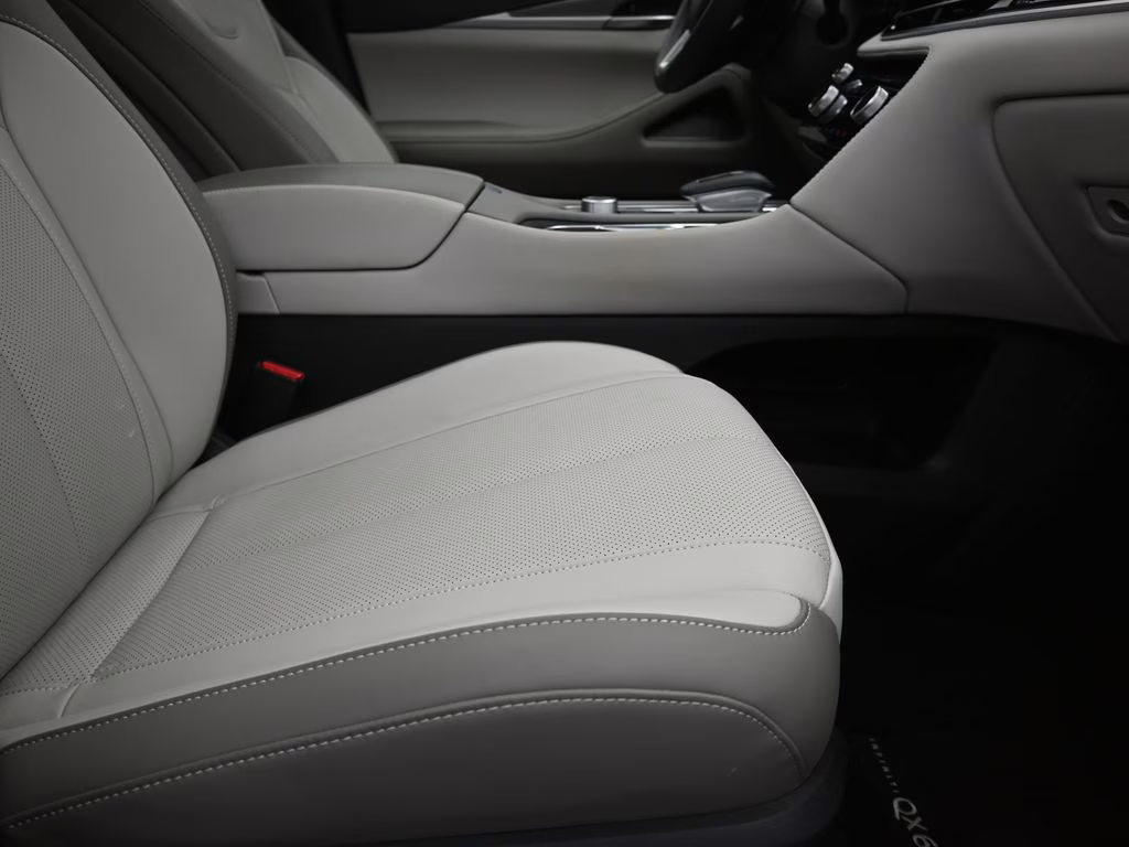 2026 Radiant White INFINITI QX60 PURE FWD SUV