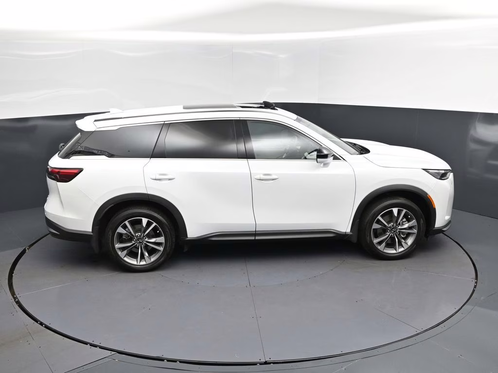 2026 Radiant White INFINITI QX60 PURE FWD SUV
