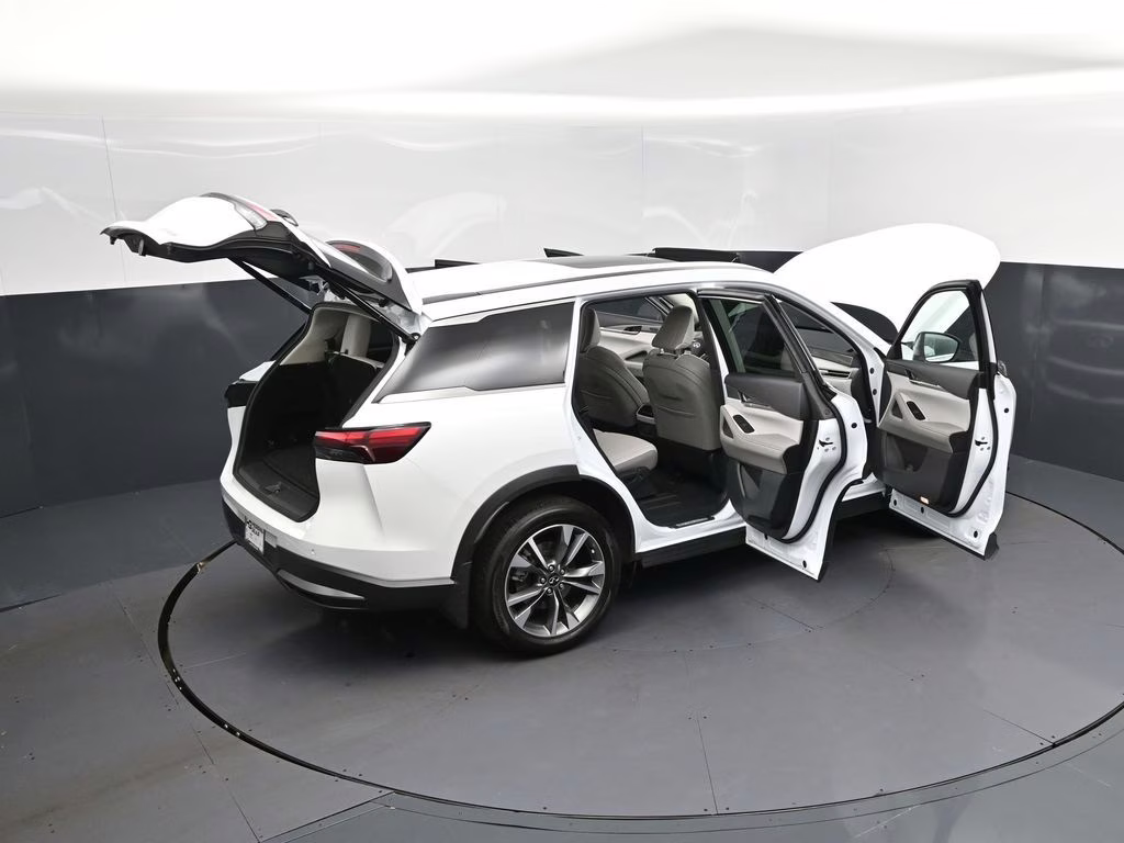 2026 Radiant White INFINITI QX60 PURE FWD SUV